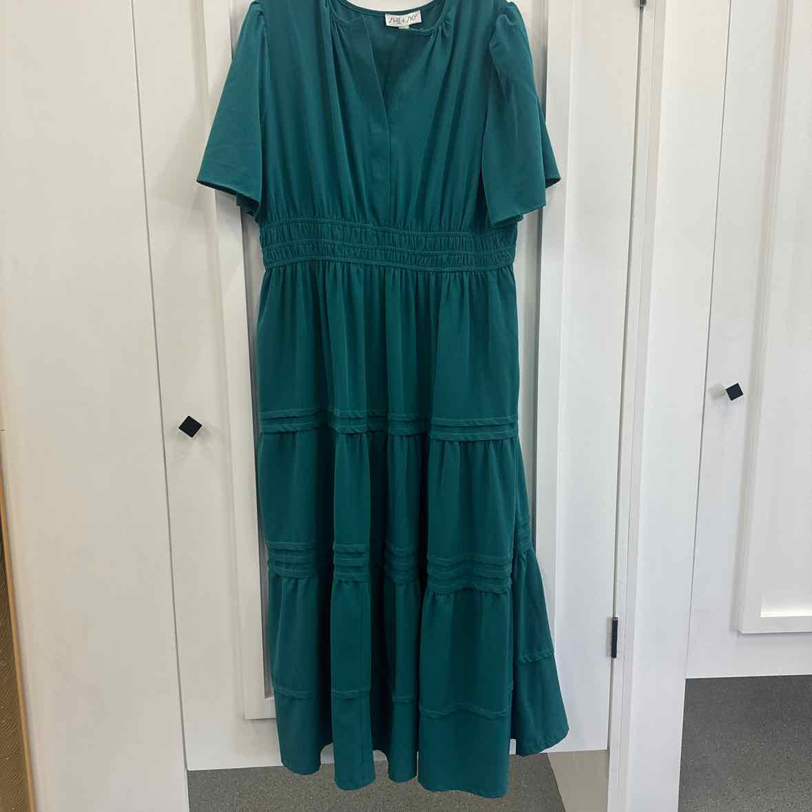 She+Sky Size XL Teal Dress