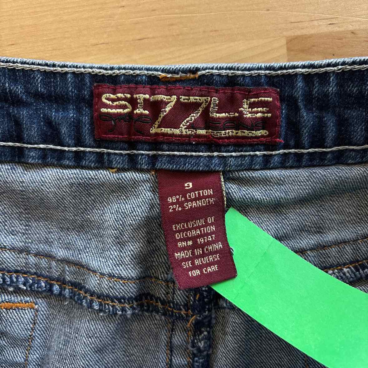 sizzle Size 9 Denim Preloved Skirt