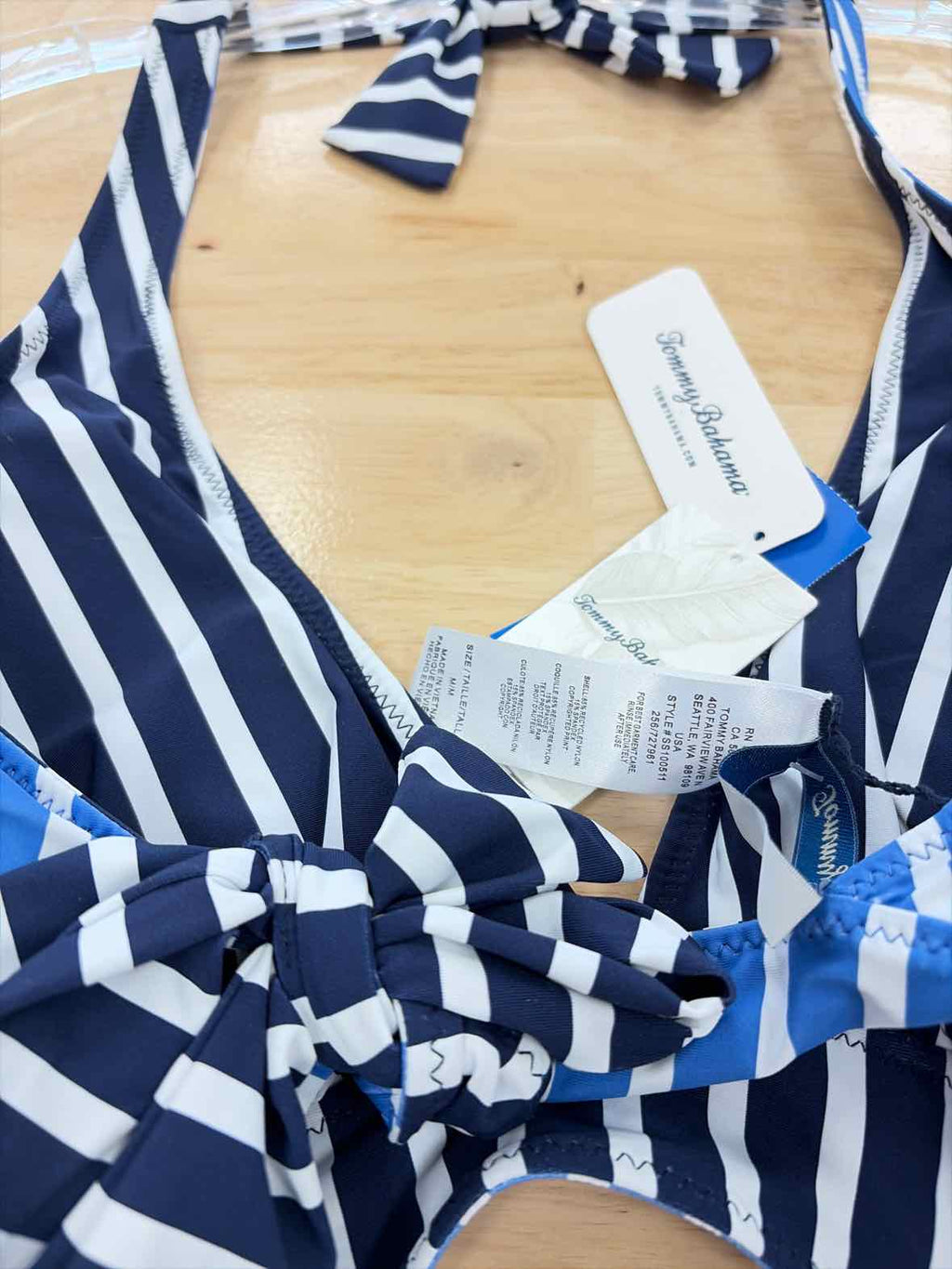 Tommy Bahama Size M Coastline Stripe Rerversible Halter Top Mare Navy