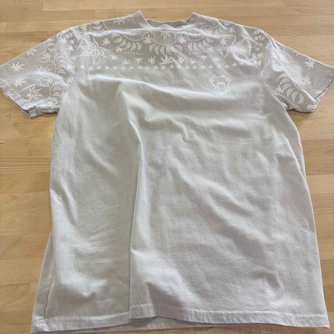 Crooks & Castles Size S Gray Preloved MENS T-shirt