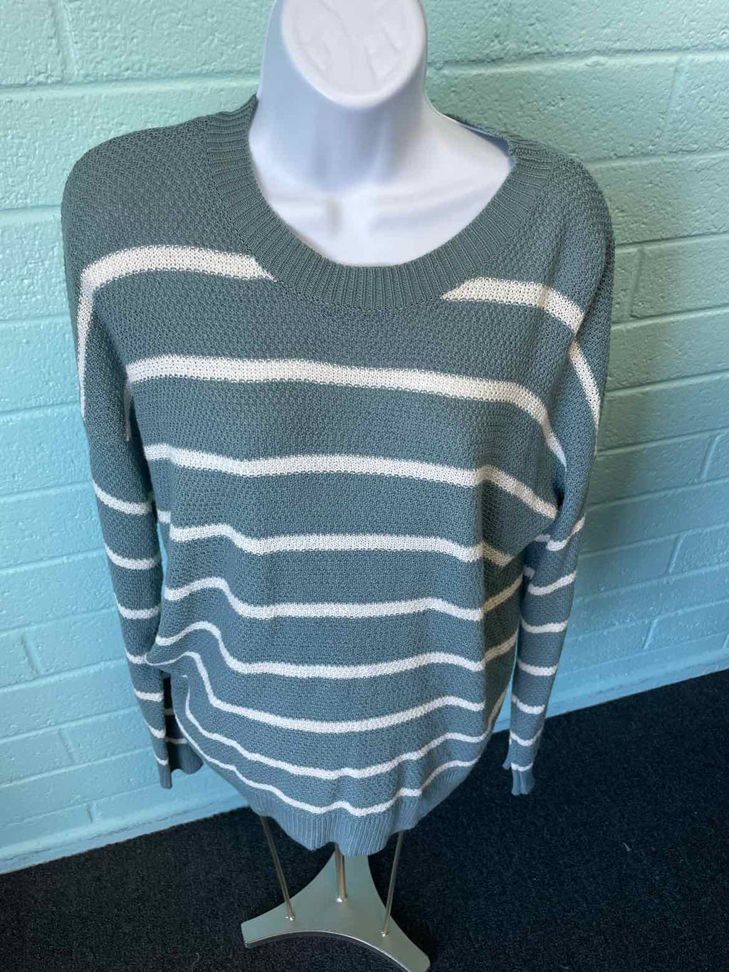 Staccato Size M Green/Cream Sweater