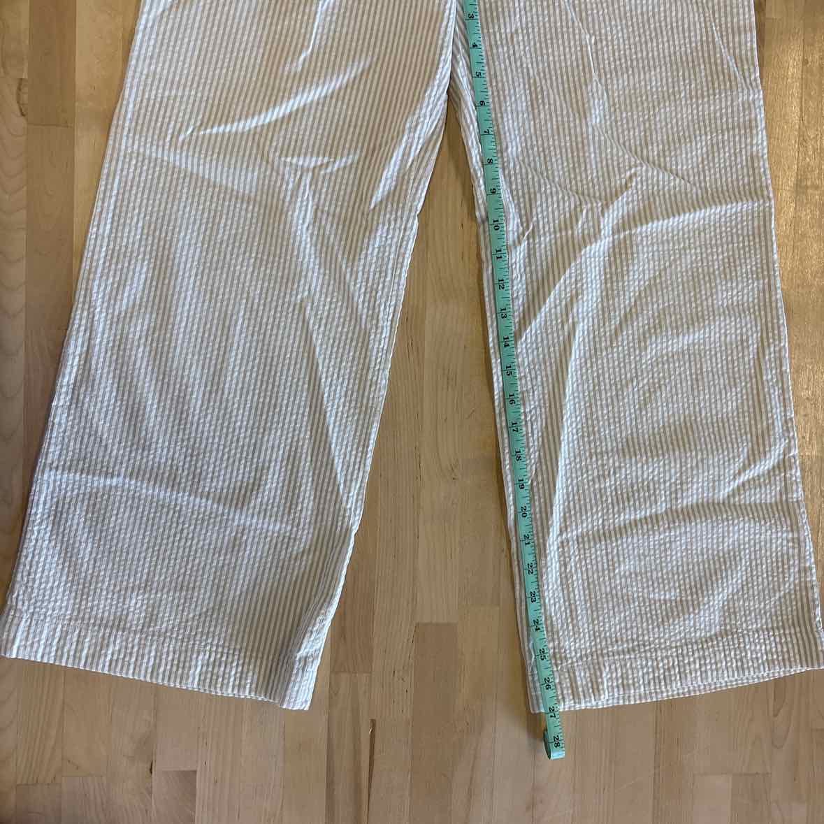 Violetta Size 10 white & Tan Pants