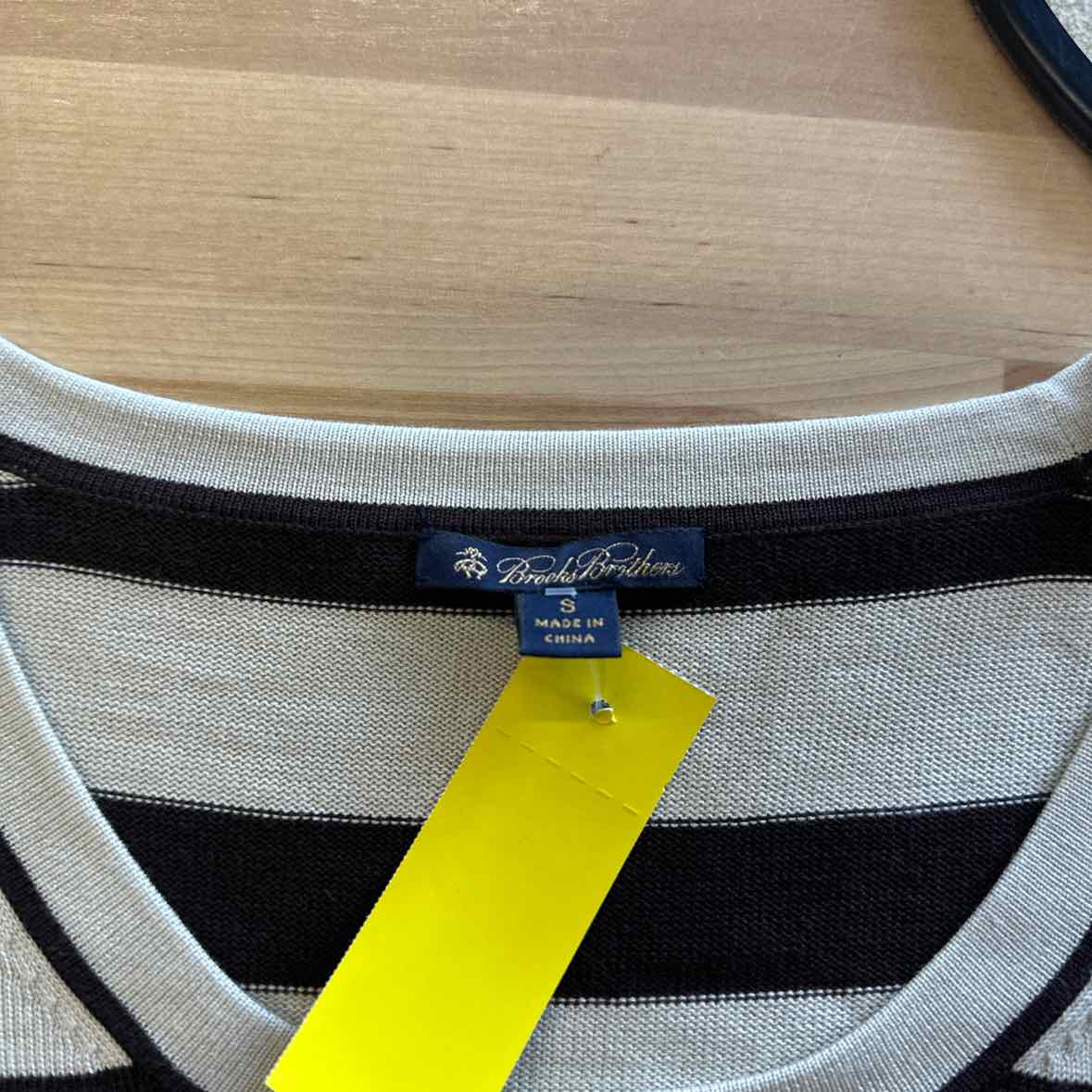 Brooks Bros. Size S Brown & White Blouse