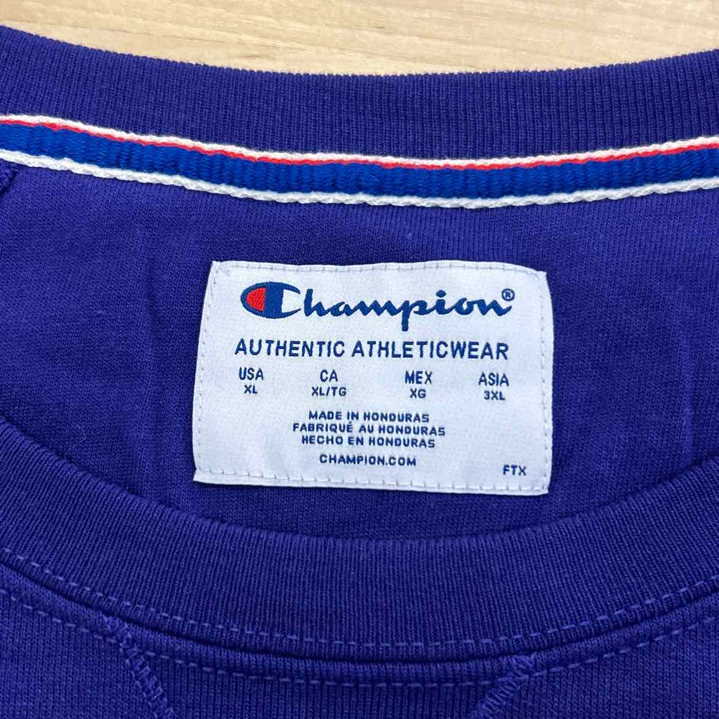 Champion Size XL Purple Sweatshirt