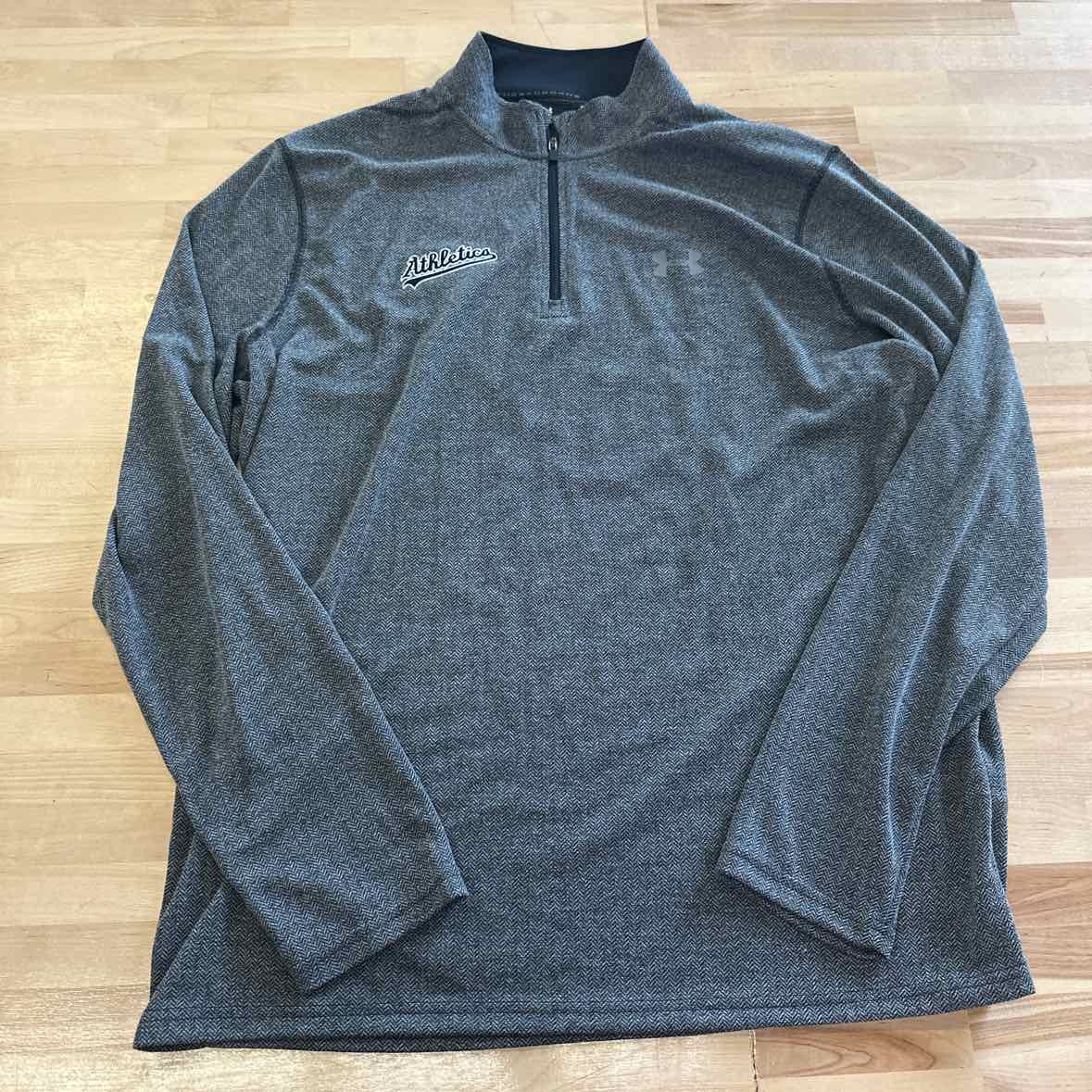 Athletics Size XL Gray Sweater