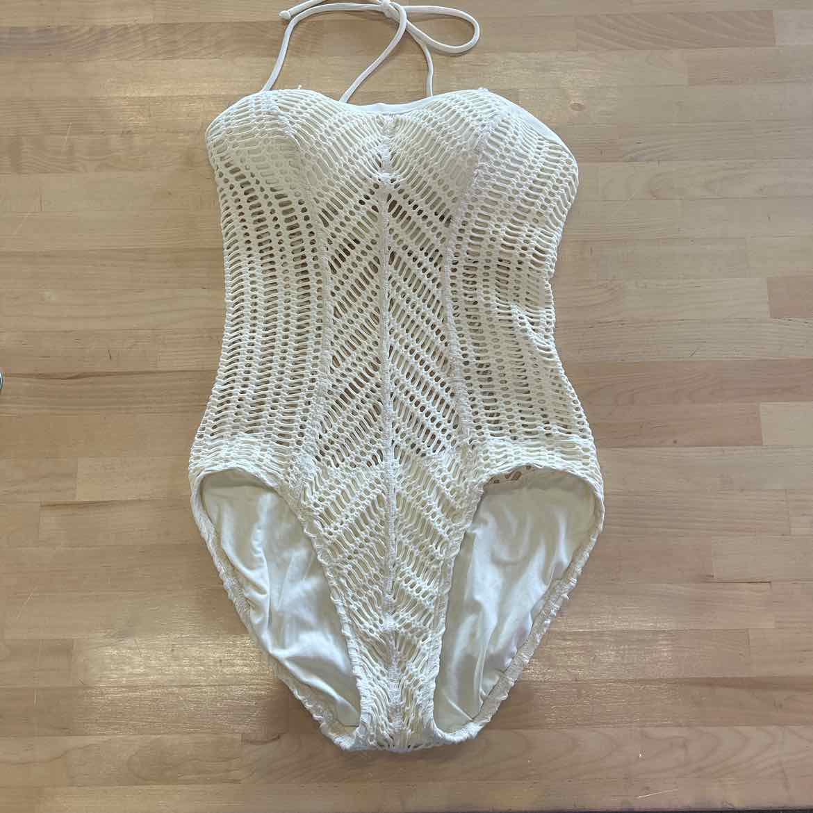Robin Piconne Size 6 White Preloved Swimsuit