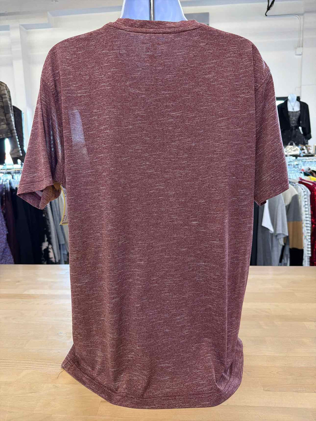 Champion Size L Red T-shirt