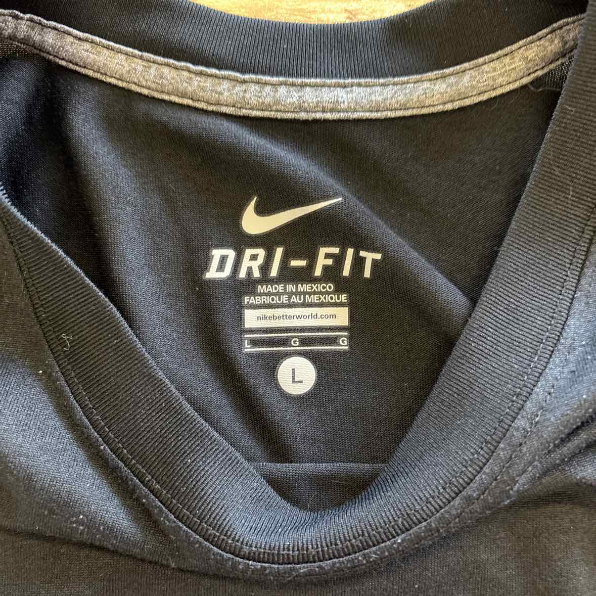 Nike Size L Black MENS T-shirt