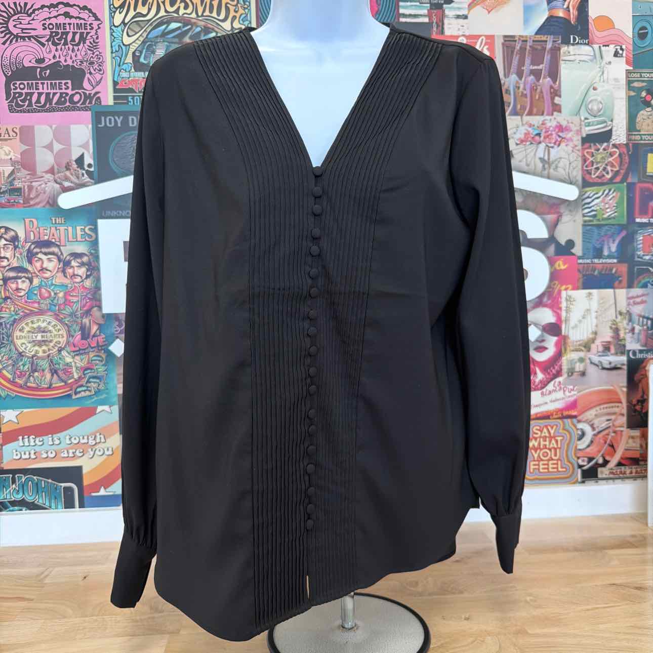 Tahari Size S Black Preloved Blouse LS