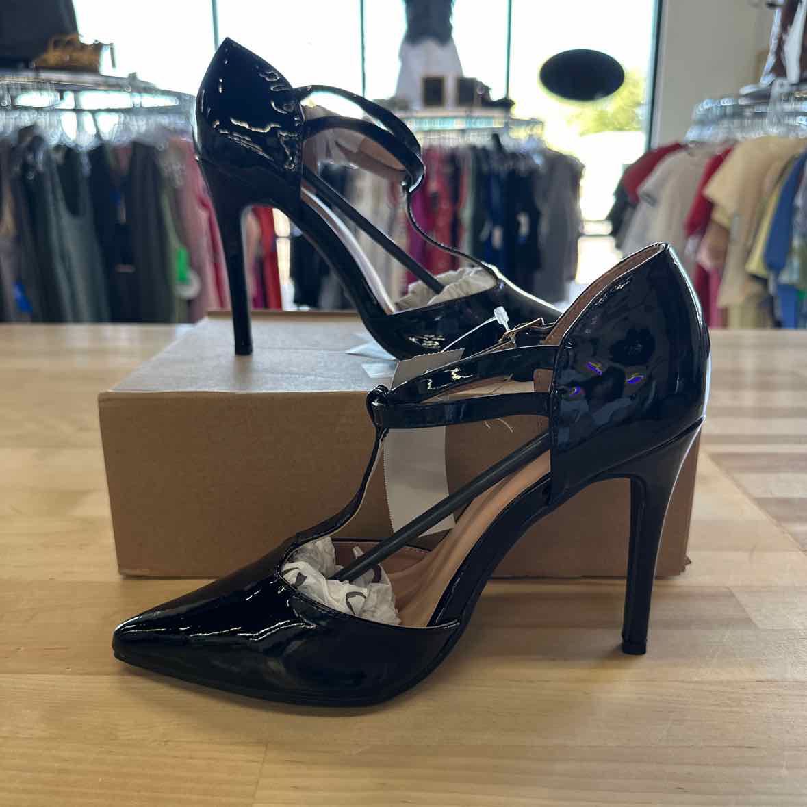 Journee Collection Shoe Size 9 Black Tru Pointed Toe High Stiletto Pumps