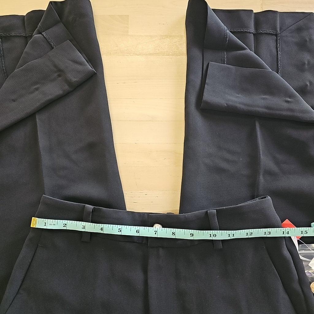 CeCe Cropped Straight Leg Pants