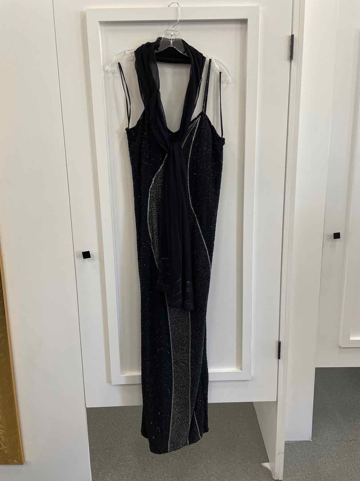 Tan-Chho Size XL Black Dress