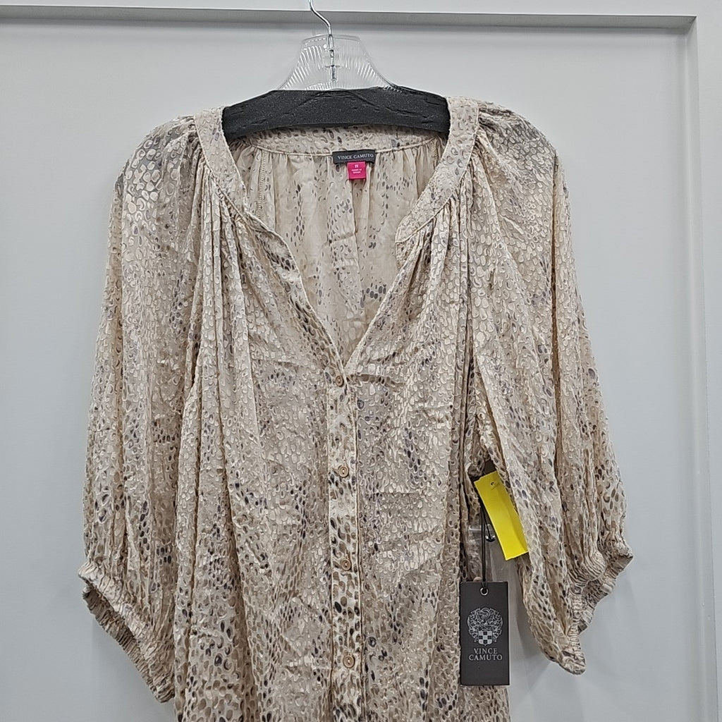 Vince Camuto Size 1X Beige Blouse