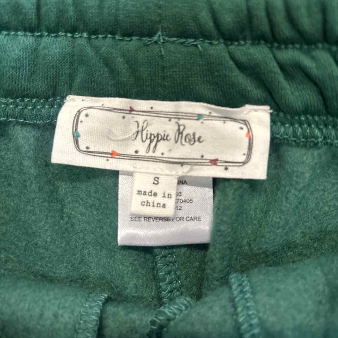 Hippie Rose Juniors' Contrast-Piped Pull-on Sweatshorts - Green - S