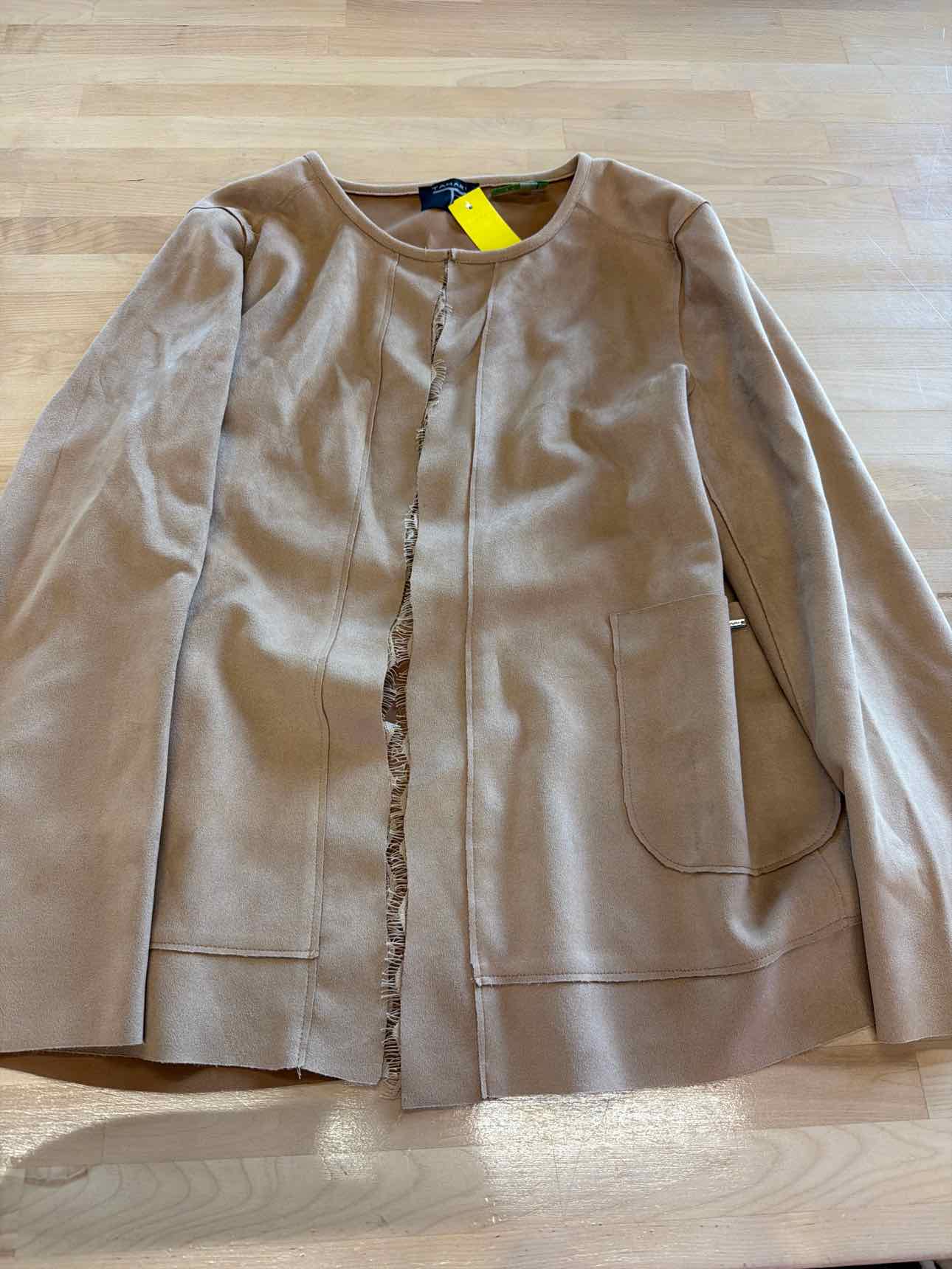 Tahari Size L Tan Long Sleeve