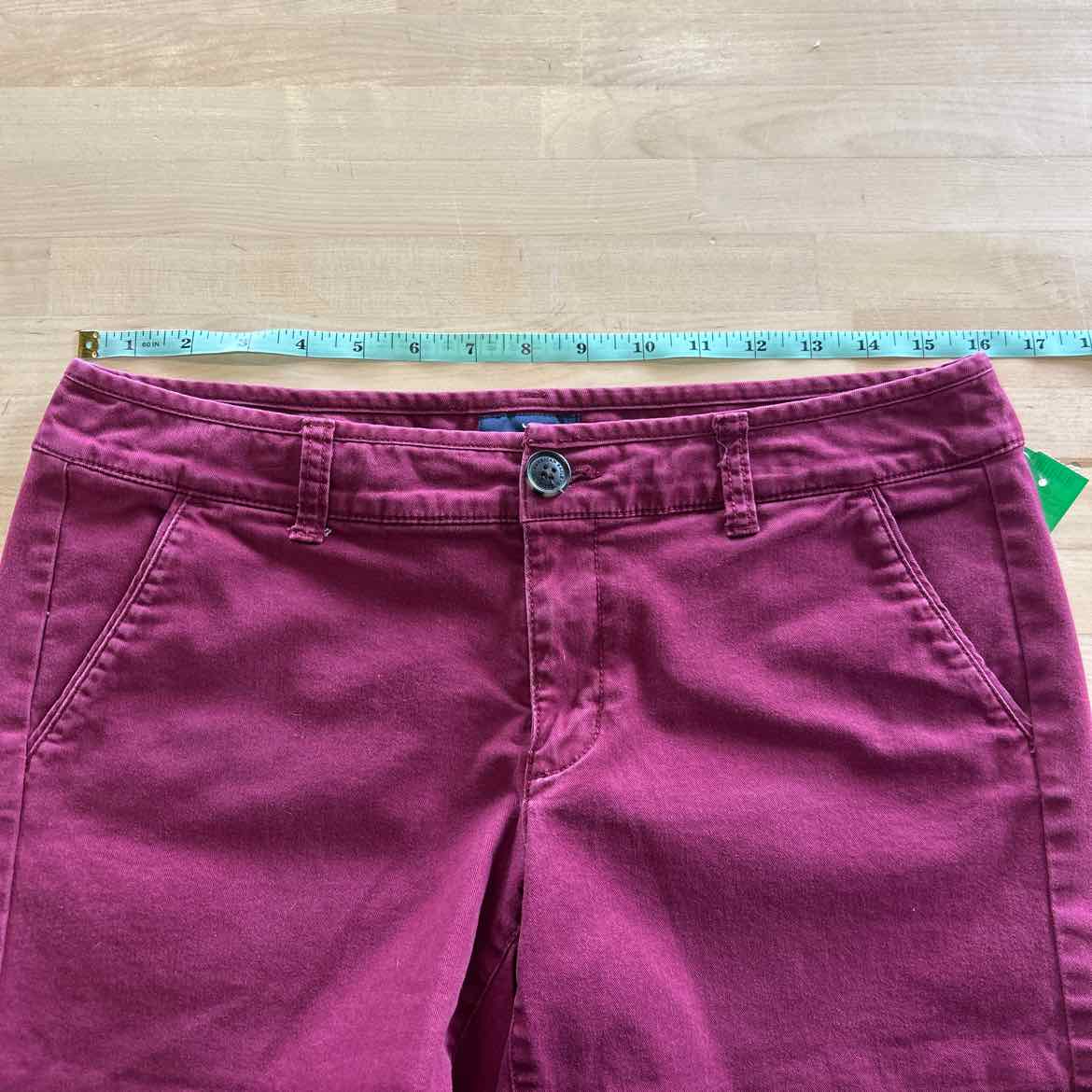 American Eagle Women Size 8 Burgandy Preloved Shorts