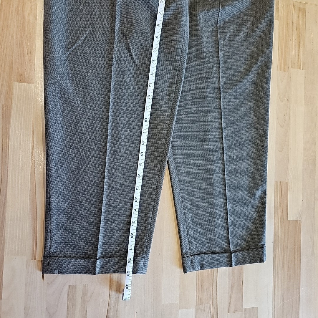 Claiborne Size 34/30 Brown MENS Pants