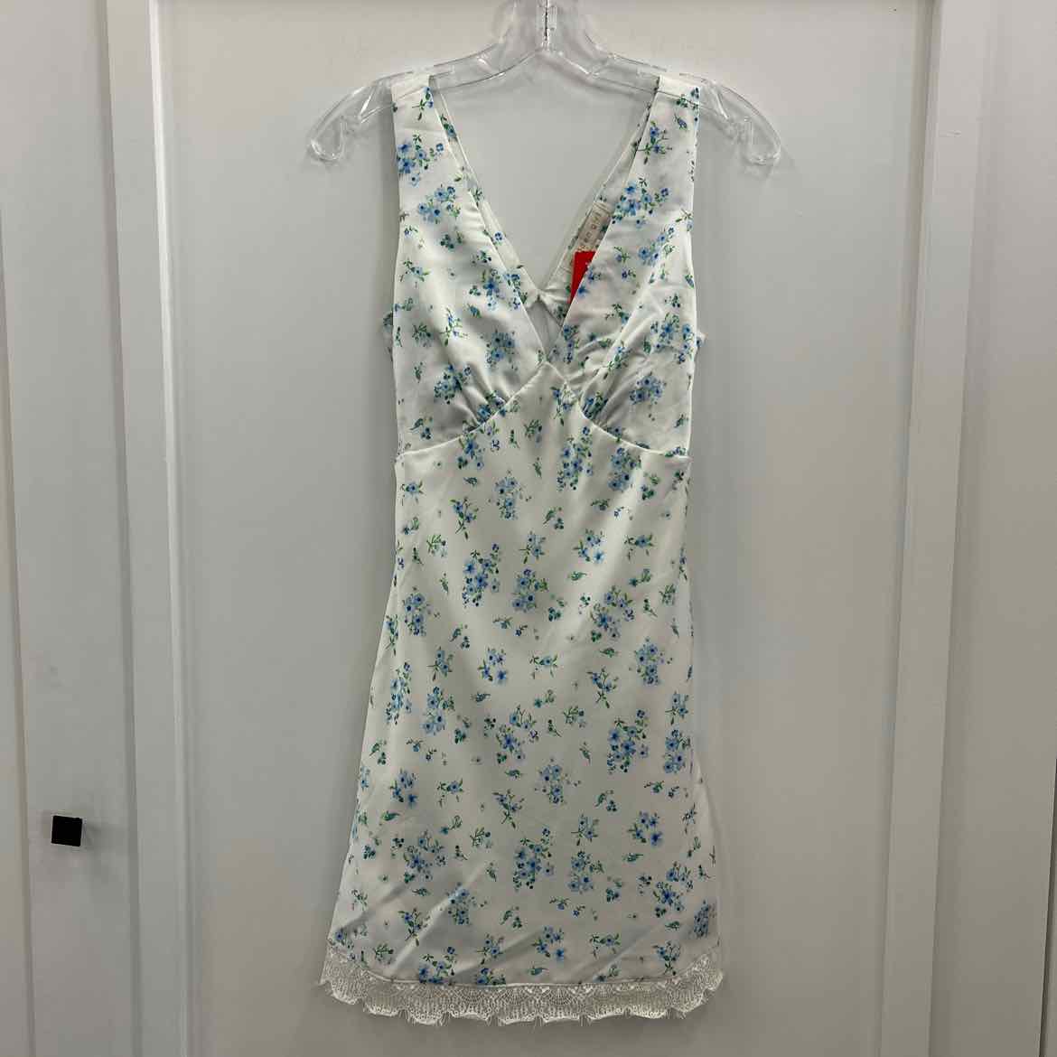 Madden Girl Size S White Preloved Dress