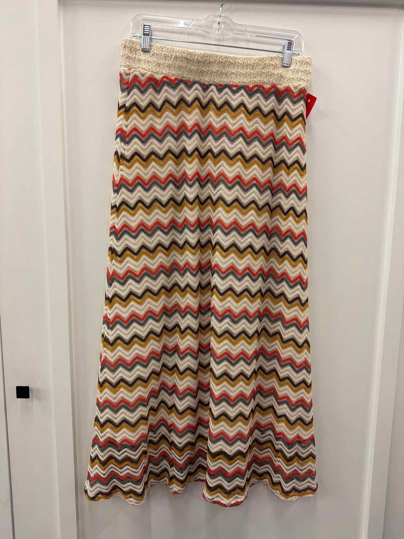 Lapis Size L Tan Used Skirt