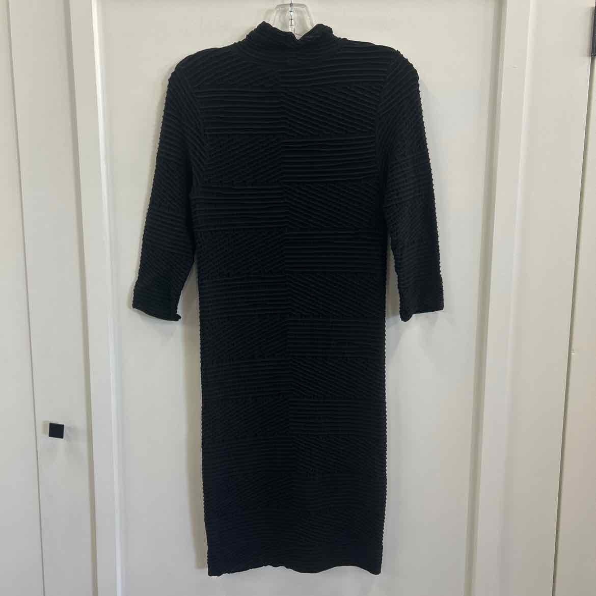 Size OS Black Preloved Dress