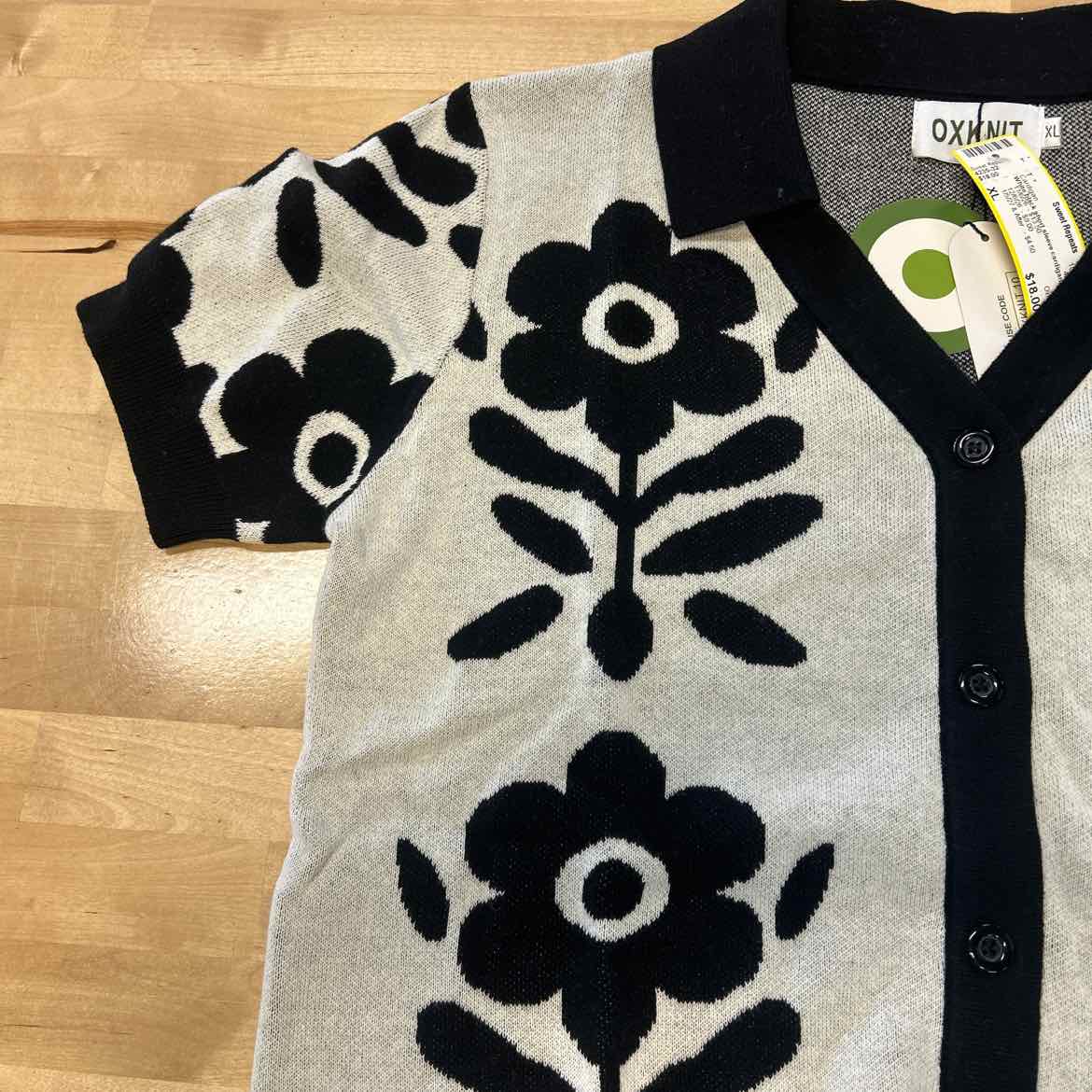 Oxknit Size XL White Black New Cardigan