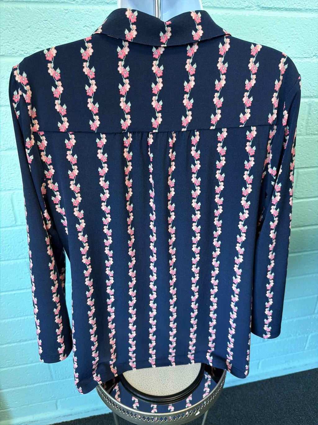 Charter Club Size M Blue & pink Blouse