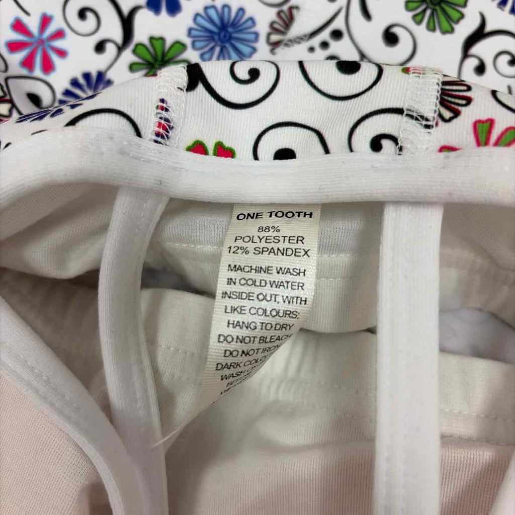 One Tooth Size L White Preloved Sleeveless