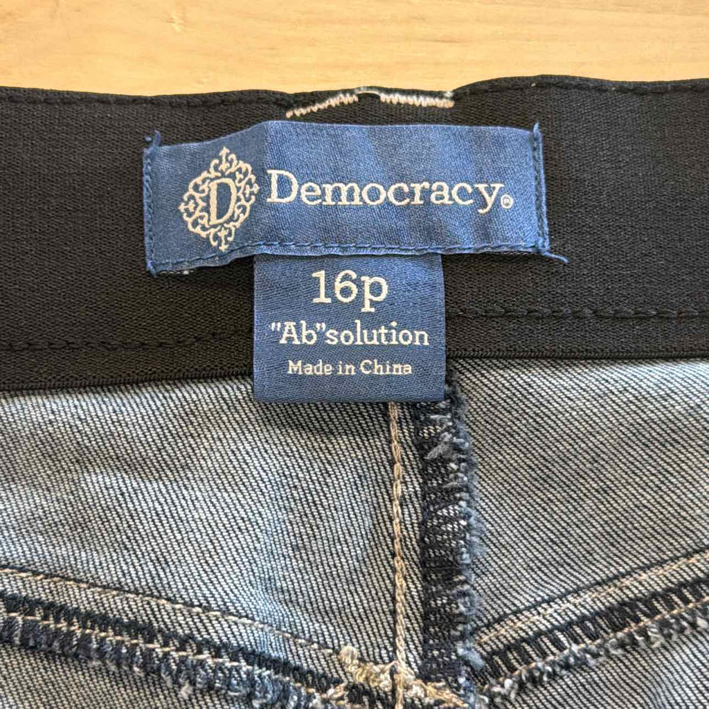 Democracy Size 16P Blue Denim Used Jeans