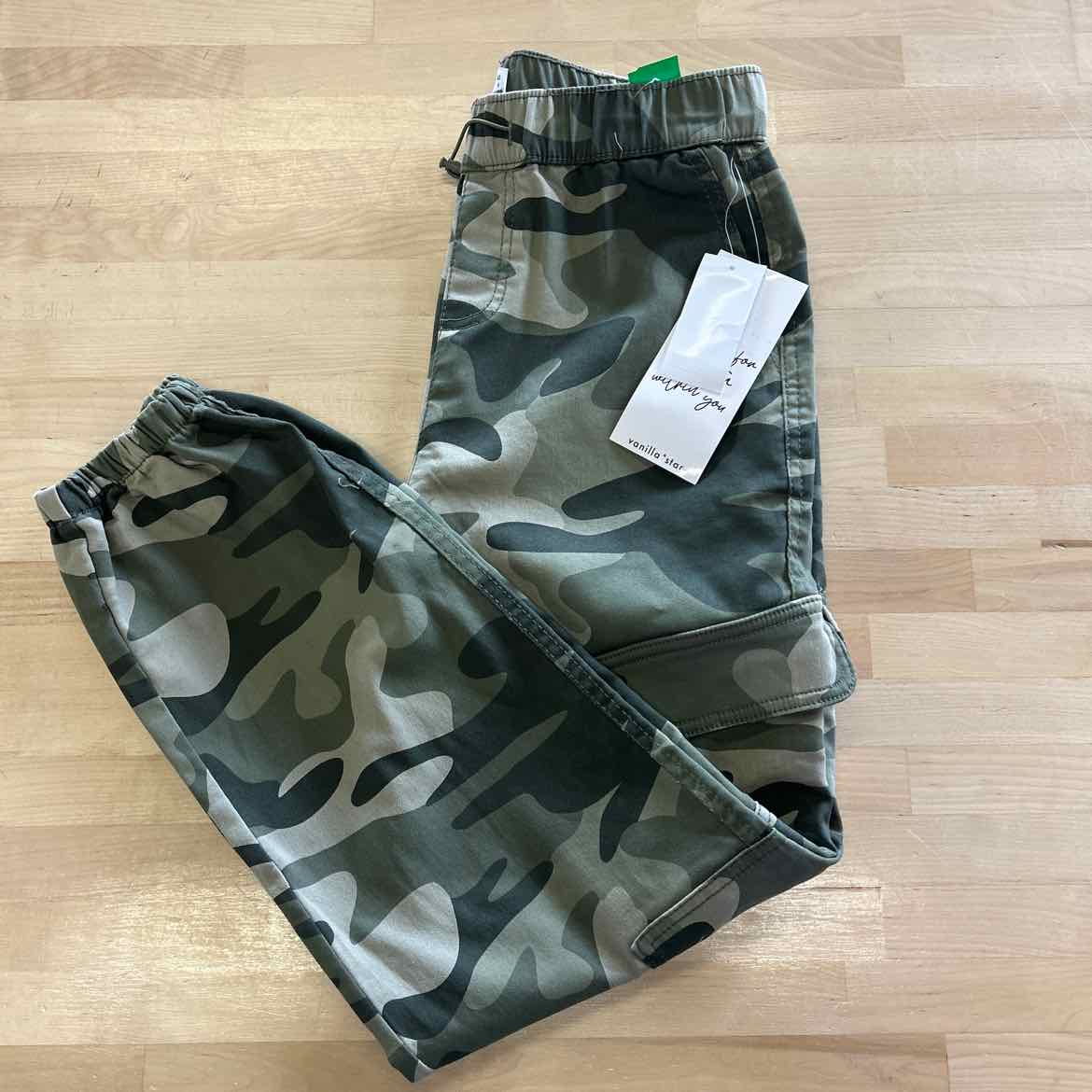 Vanilla Star Juniors' Camouflage Cargo Jogger Pants - Camo