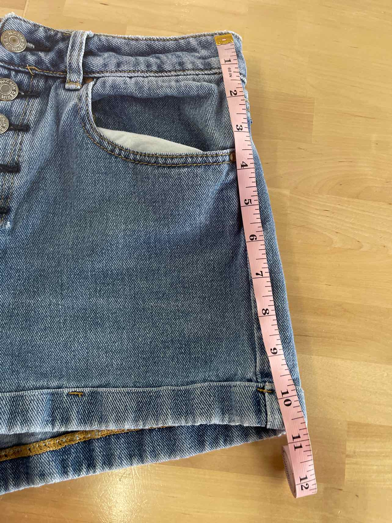 Pacsun Women Size 26 Denim Shorts