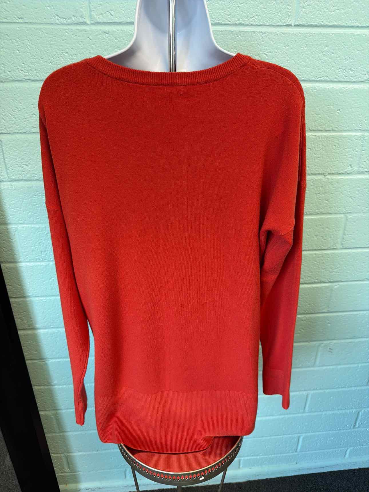 Size L Orange Sweater