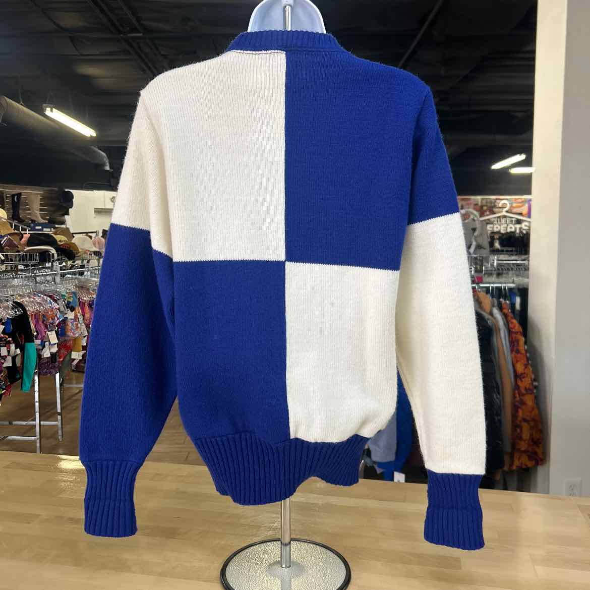 Pepster Hall Size M Blue White Knit Vintage Sweater