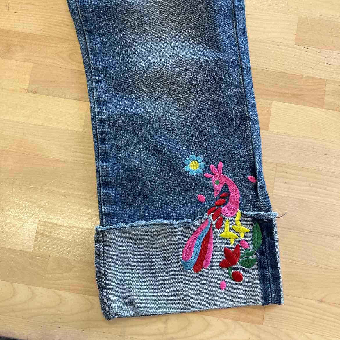 Clash Size 5 Blue Denim Preloved Capris