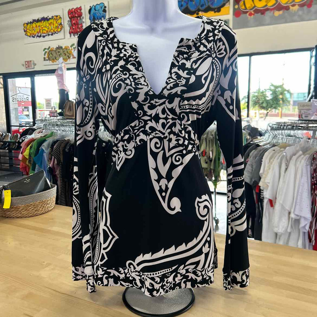 White House Black Market Size M BLACK & WHITE Preloved Blouse LS