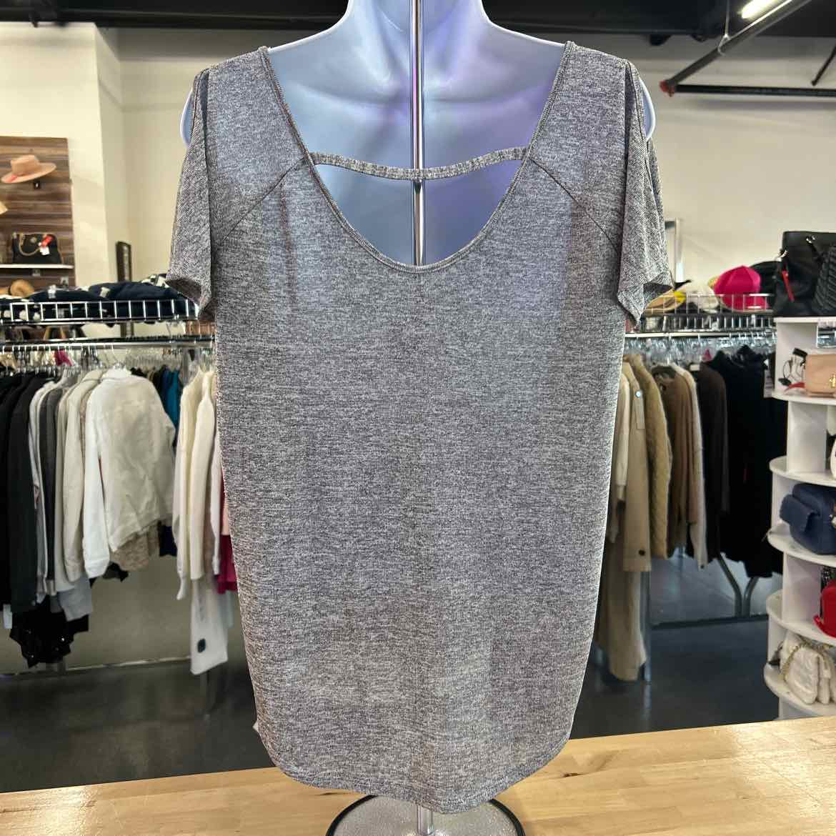 Juicy Couture Size S Gray Preloved T-shirt