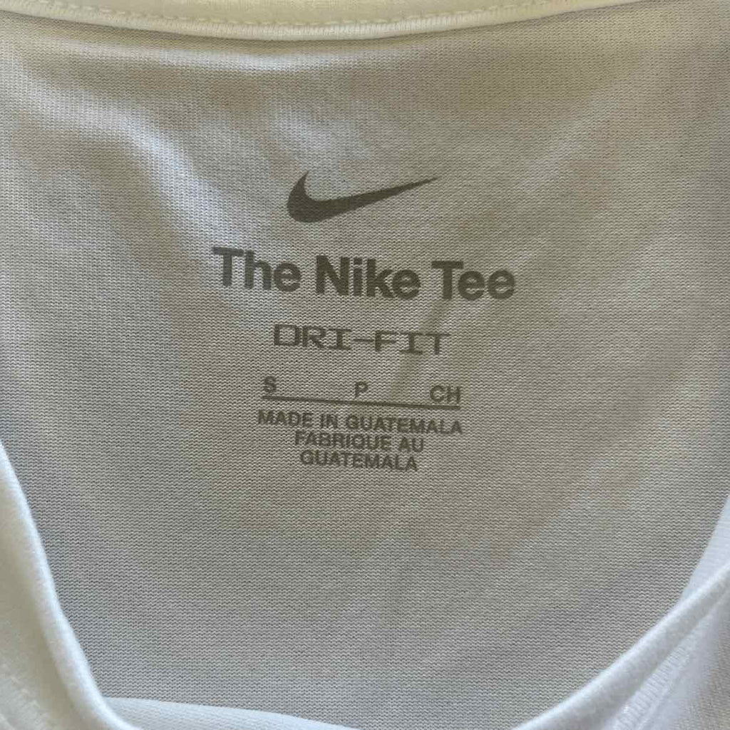 Nike Size S White T-shirt