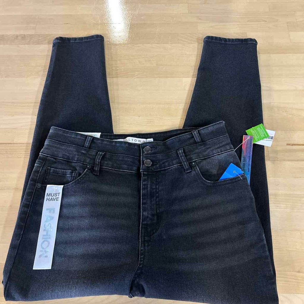 TINSELTOWN Size 13 High-Rise Double-Waistband Skinny Jeans - Black Wash