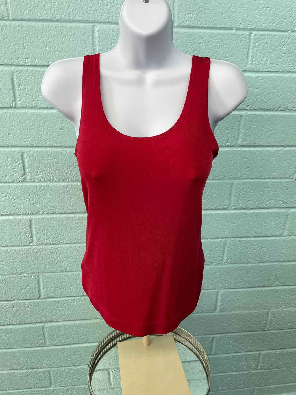Chico's Size 0 Red Sleeveless