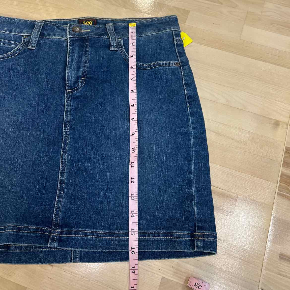 lee Size M Denim Preloved Skirt