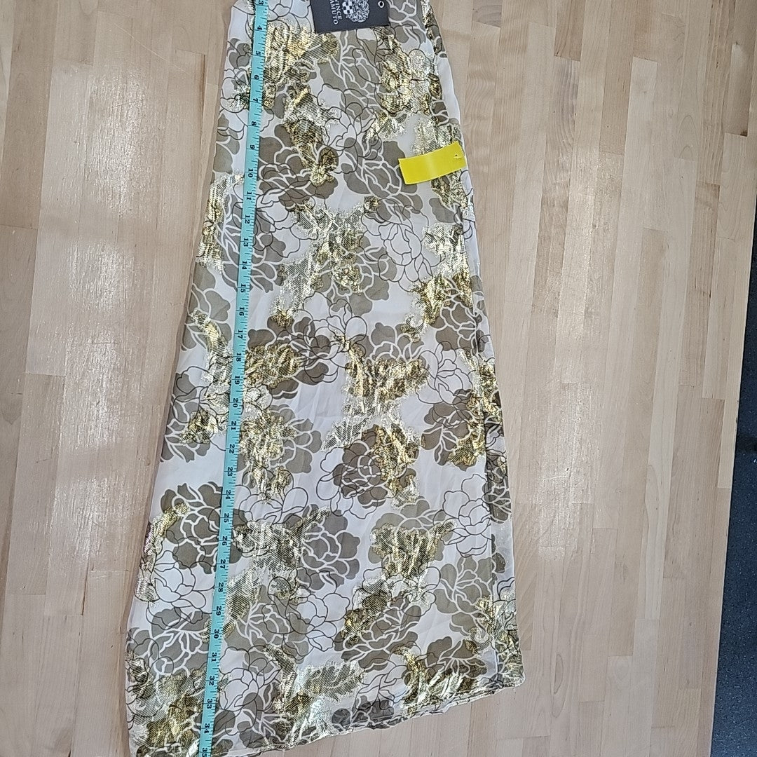 Vince Camuto Size M white/gold Skirt
