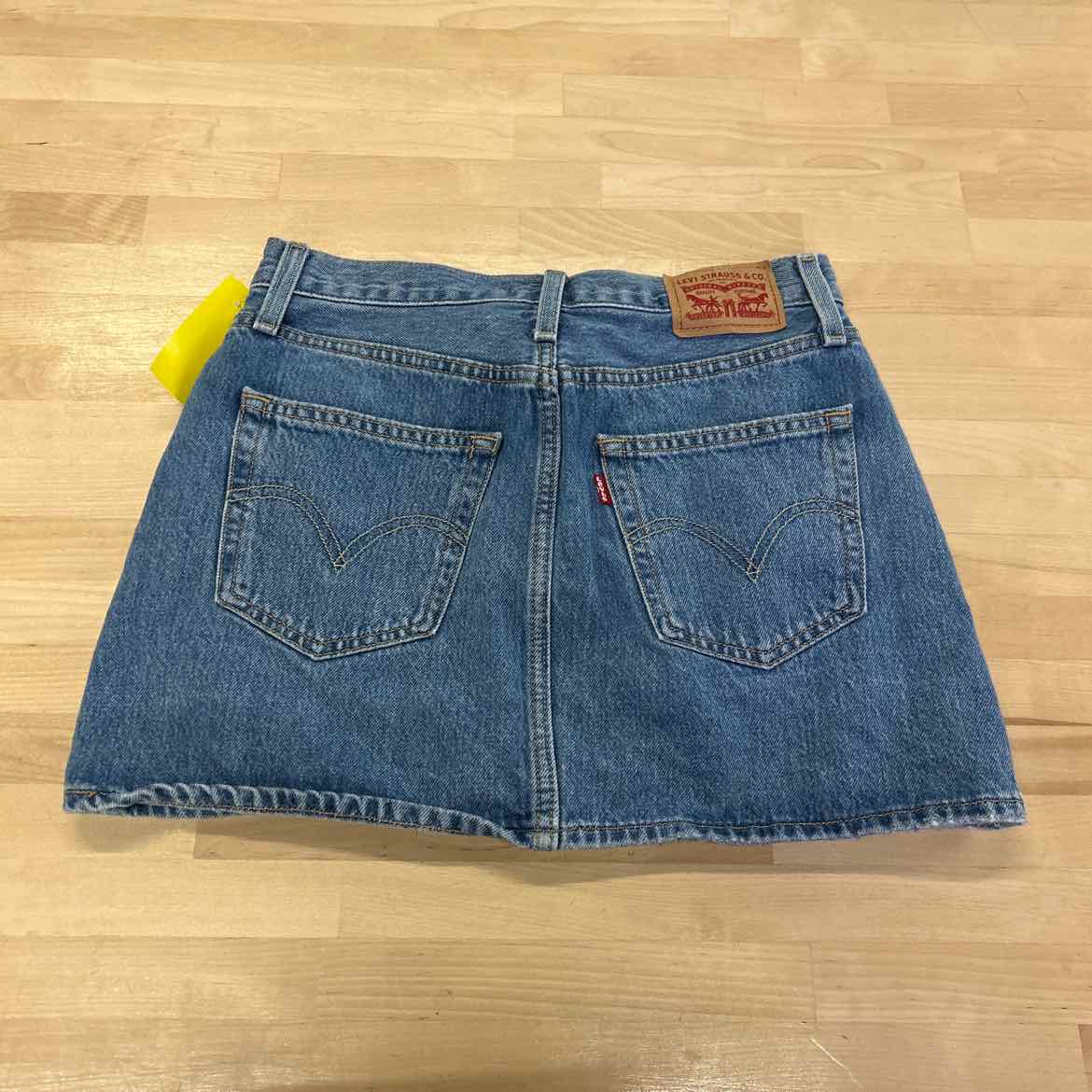 Levi's Size 26 Denim Skirt