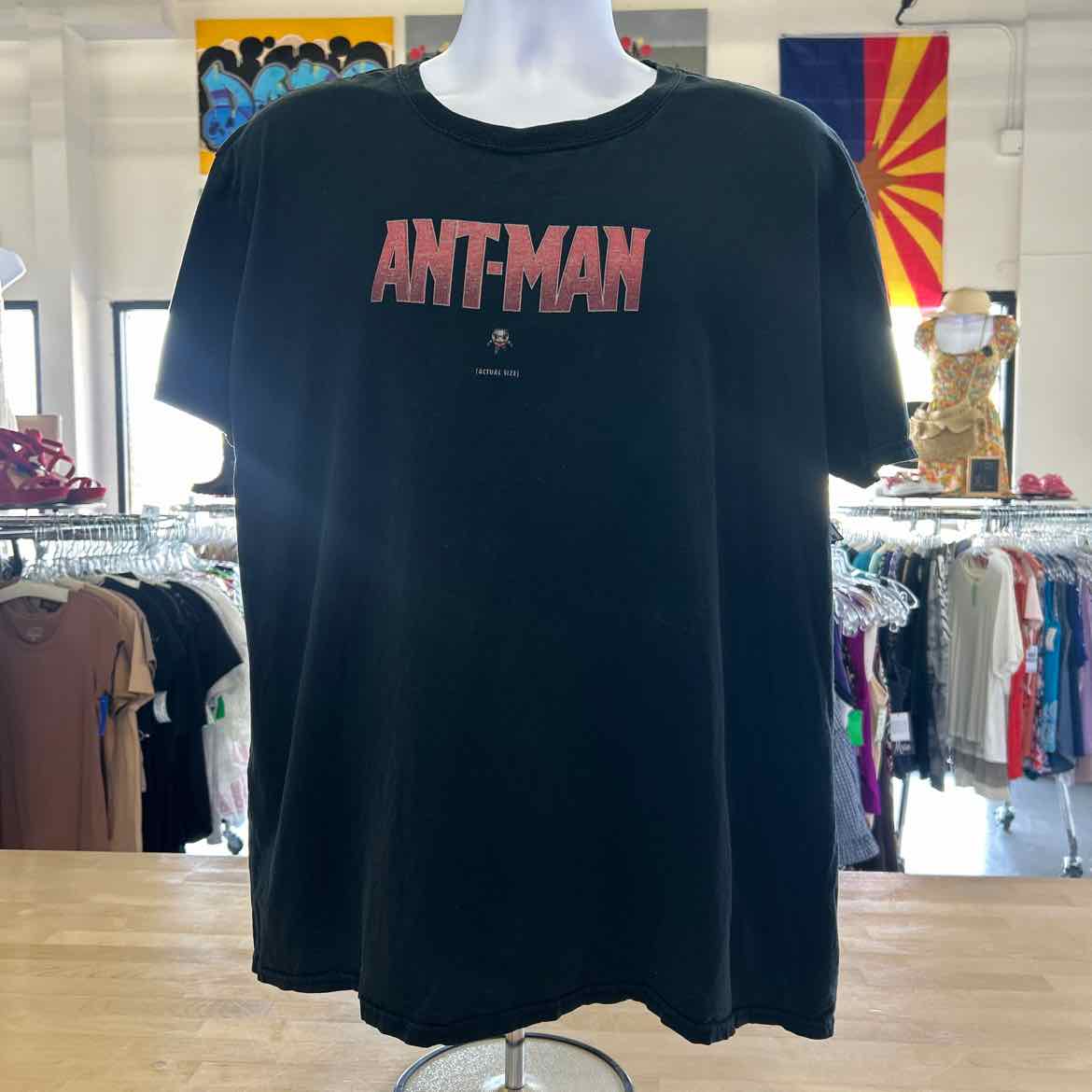 Marvel Size L Black Preloved T-Shirt SS