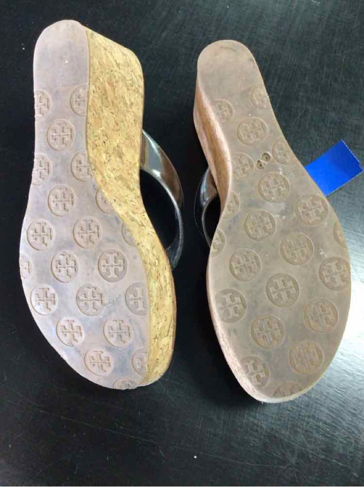Tory Burch Shoe Size 8.5 Silver Leather Platform Wedge Thong Sandals