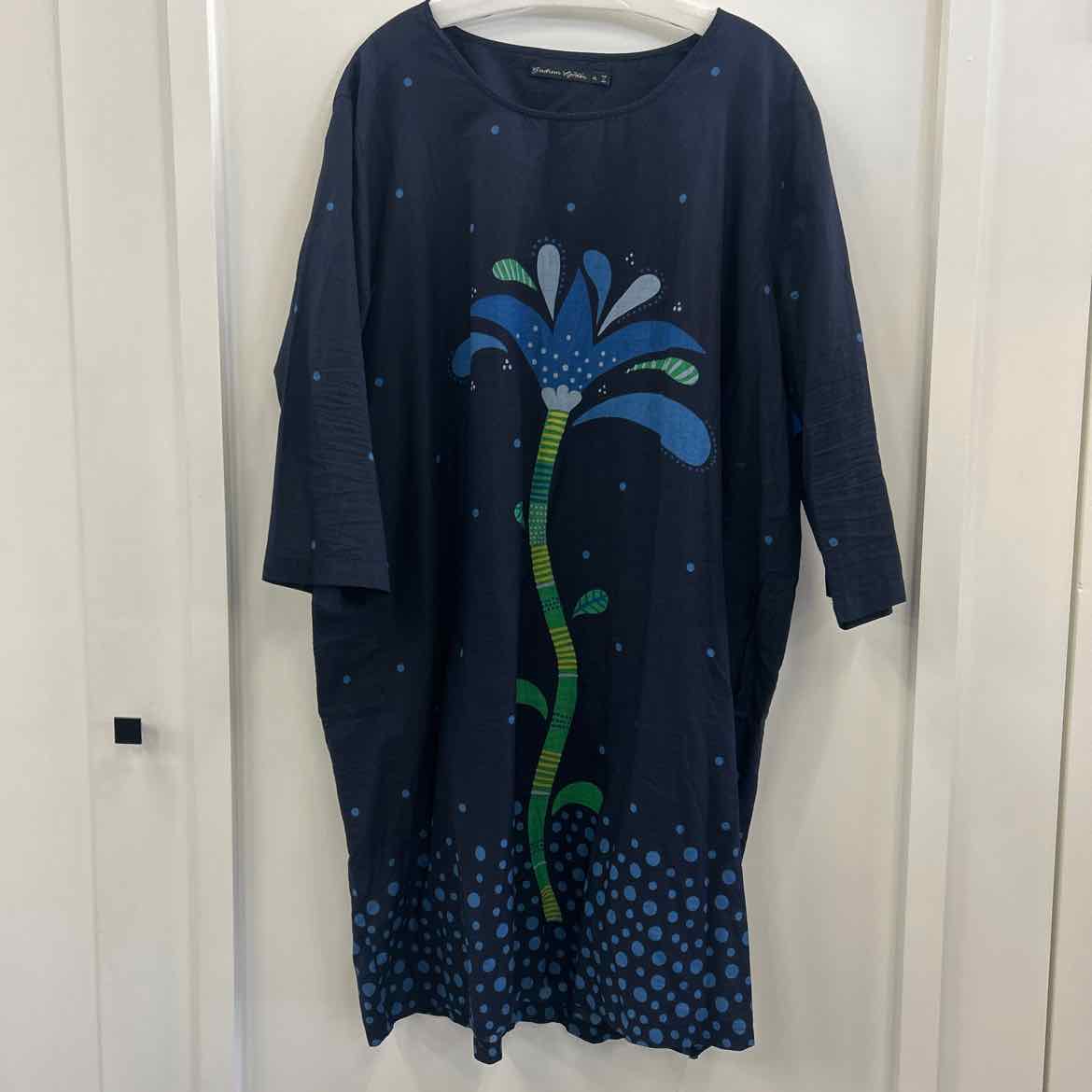 Size XL Blue Long Sleeve