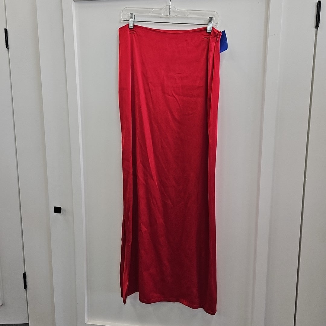 Forever 21 Size L Red Maxi Skirt NWT