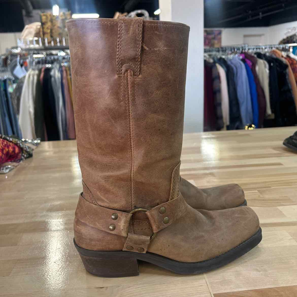 Hightail Size 8 Brown Leather Preloved Boots