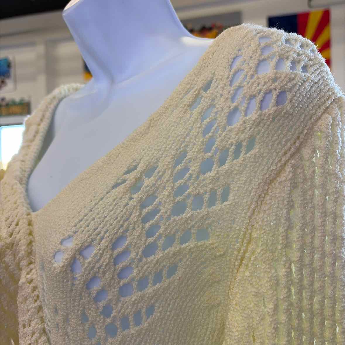 Hemer Size S/M White Knit Preloved Sweater