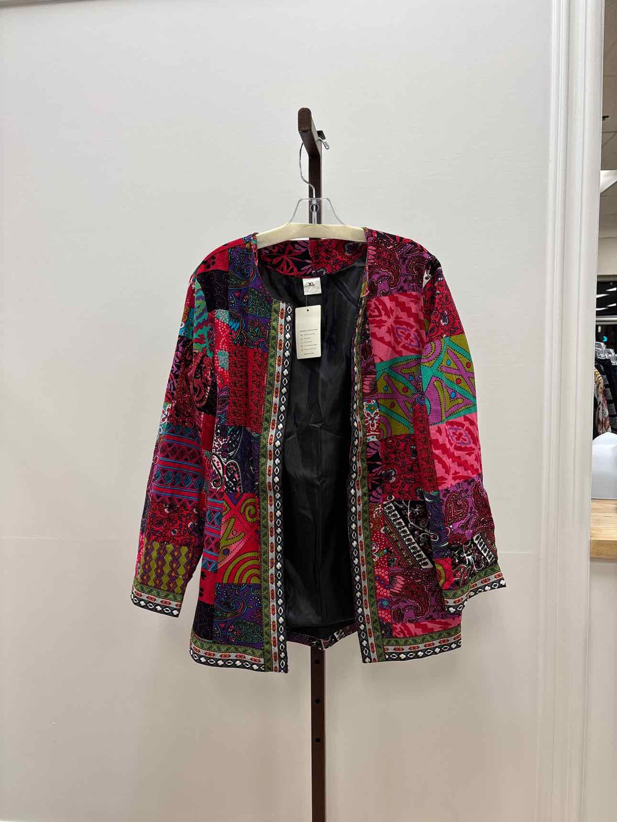 E-Retro Size XL Multi-Color Preloved Jacket
