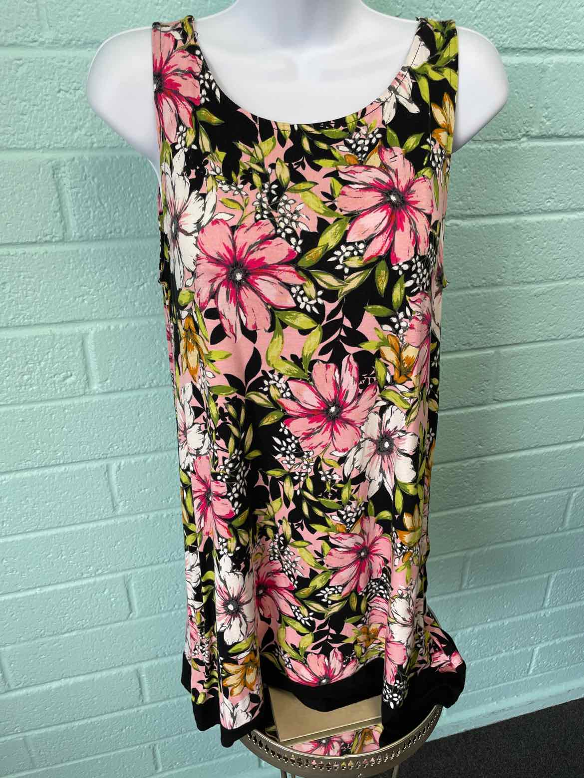 Cable & Gauge Size L pink, black, green Sleeveless