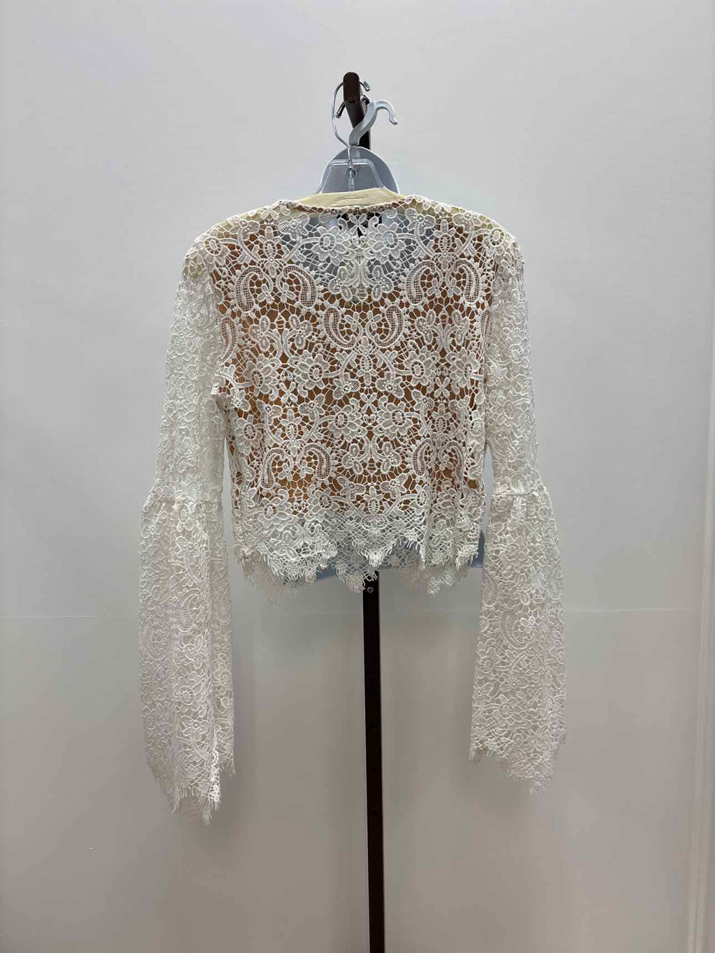 Garcia Size M White Lace Preloved Blouse LS